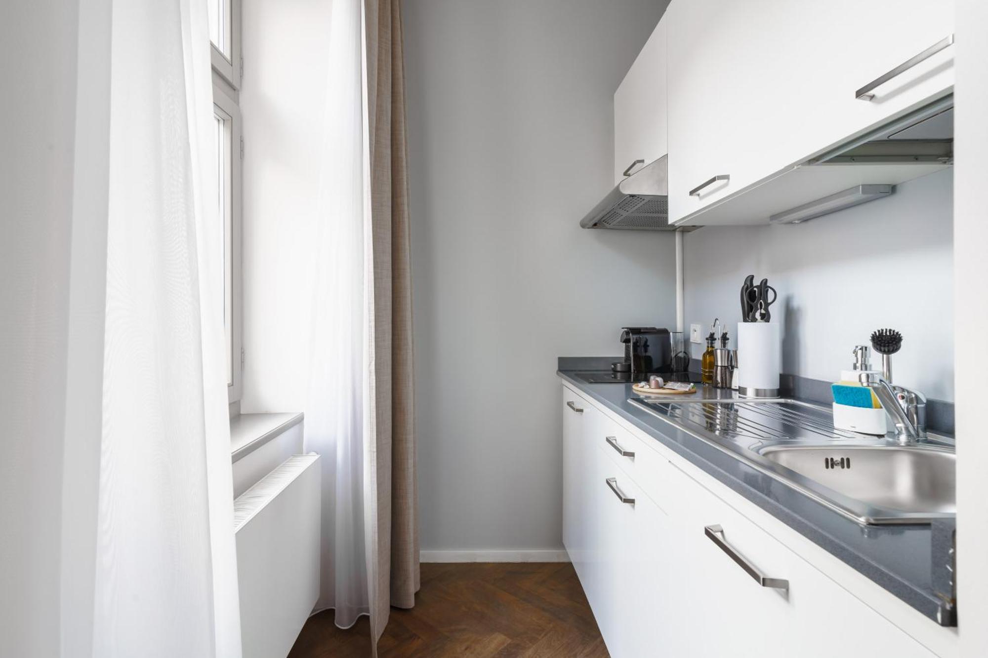 Limehome Halkova Prague